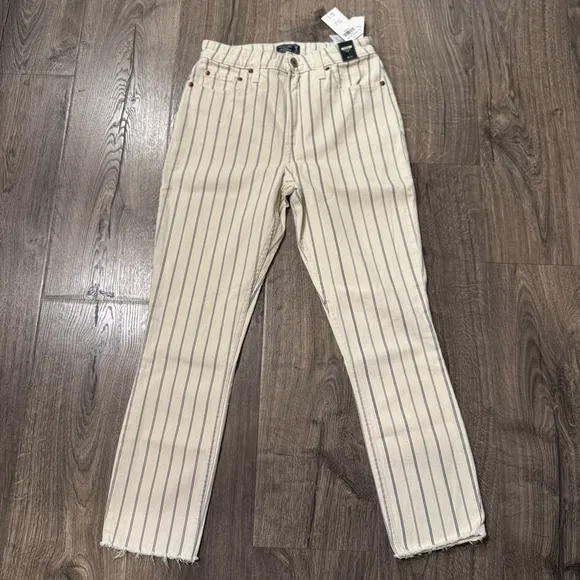 Abercrombie &amp; Fitch Simone High Rise Slim Raw Hem Striped Jeans New Size 26 2S