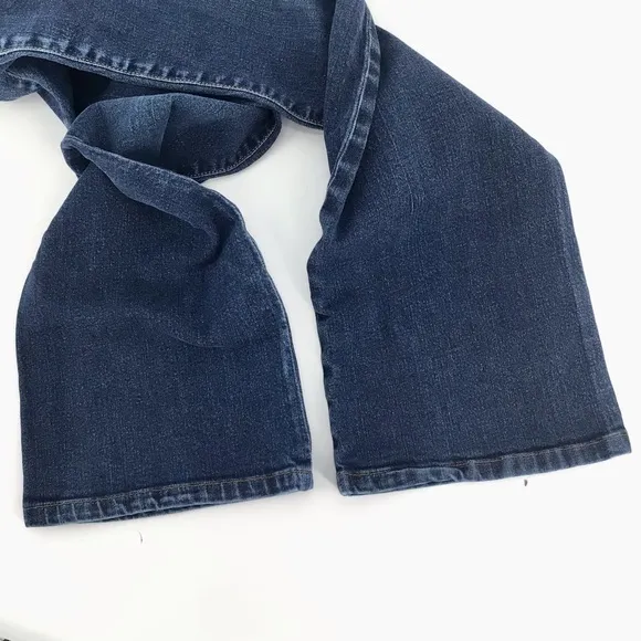 AG Adriano Goldschmied The Angel BootCut Jeans 31R