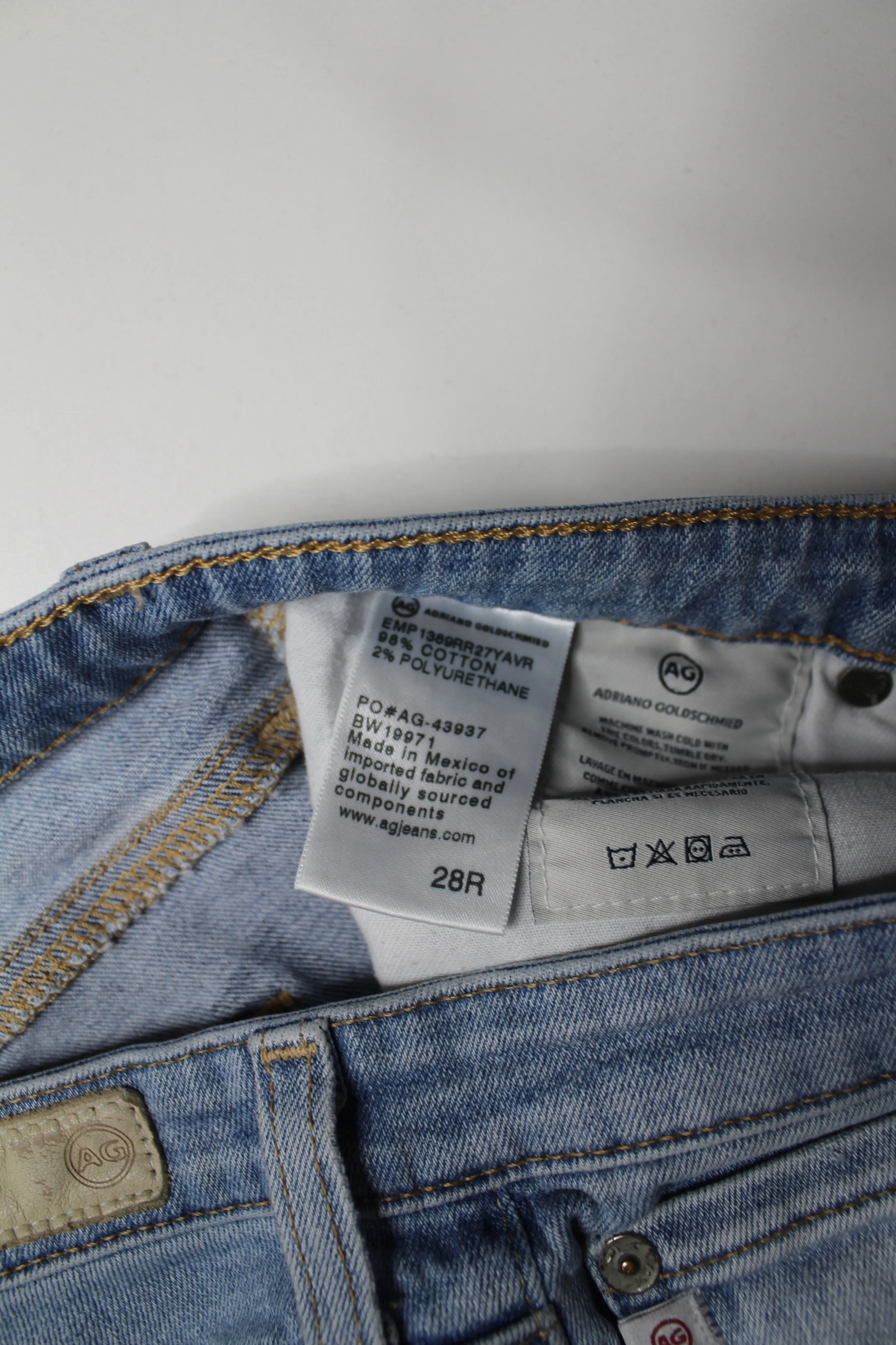 AG Jeans light wash legging ankle super skinny jeans, size 28
