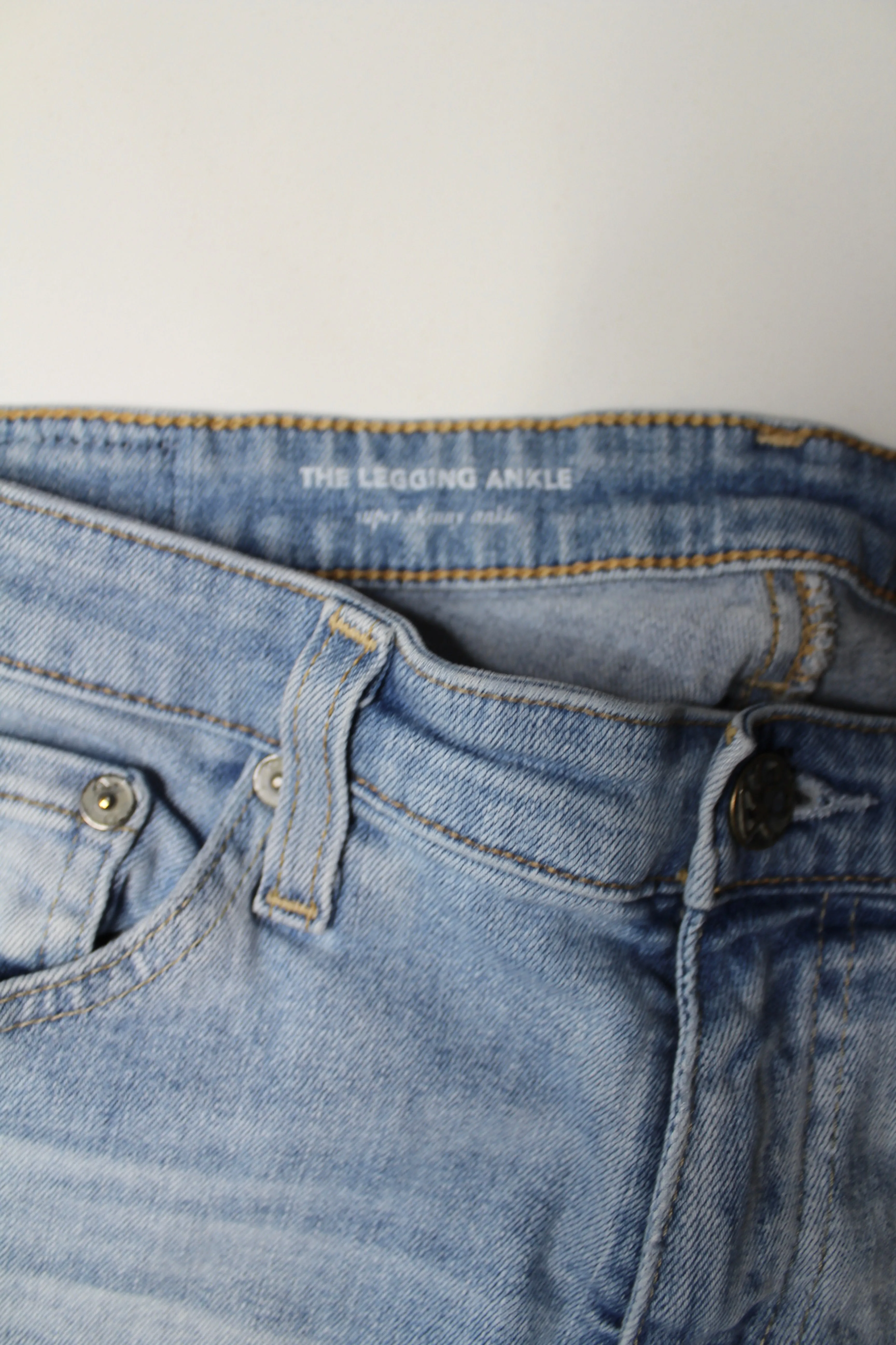 AG Jeans light wash legging ankle super skinny jeans, size 28
