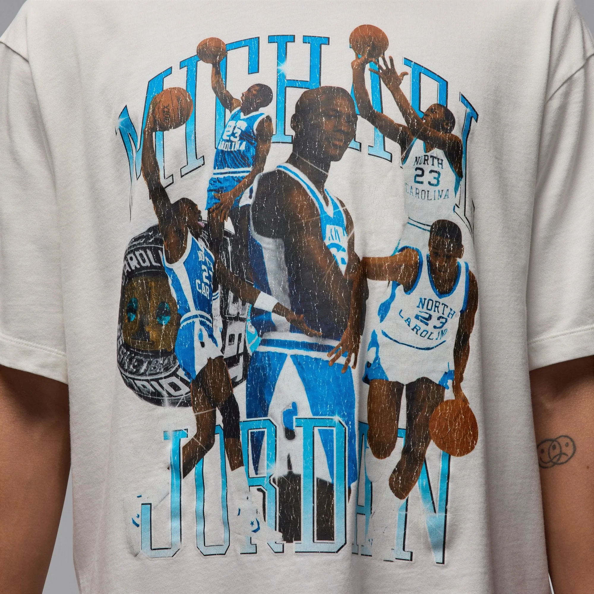 Air Jordan Mens Flight Essentials Graphic Tee