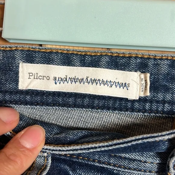 Anthropologie Pilcro Slim Boyfriend Jeans