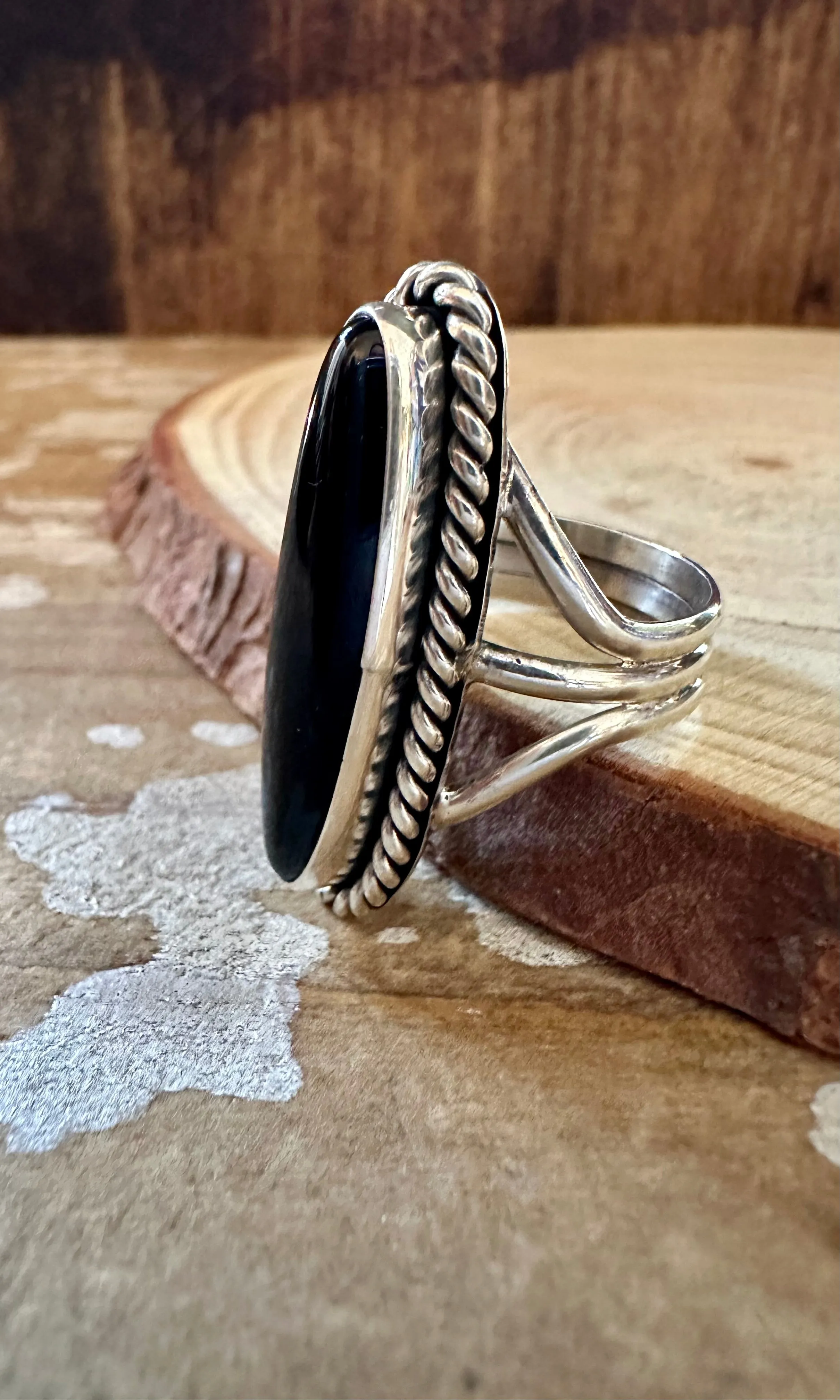 BLACK ONYX DROPLET Silver Ring • Size 7
