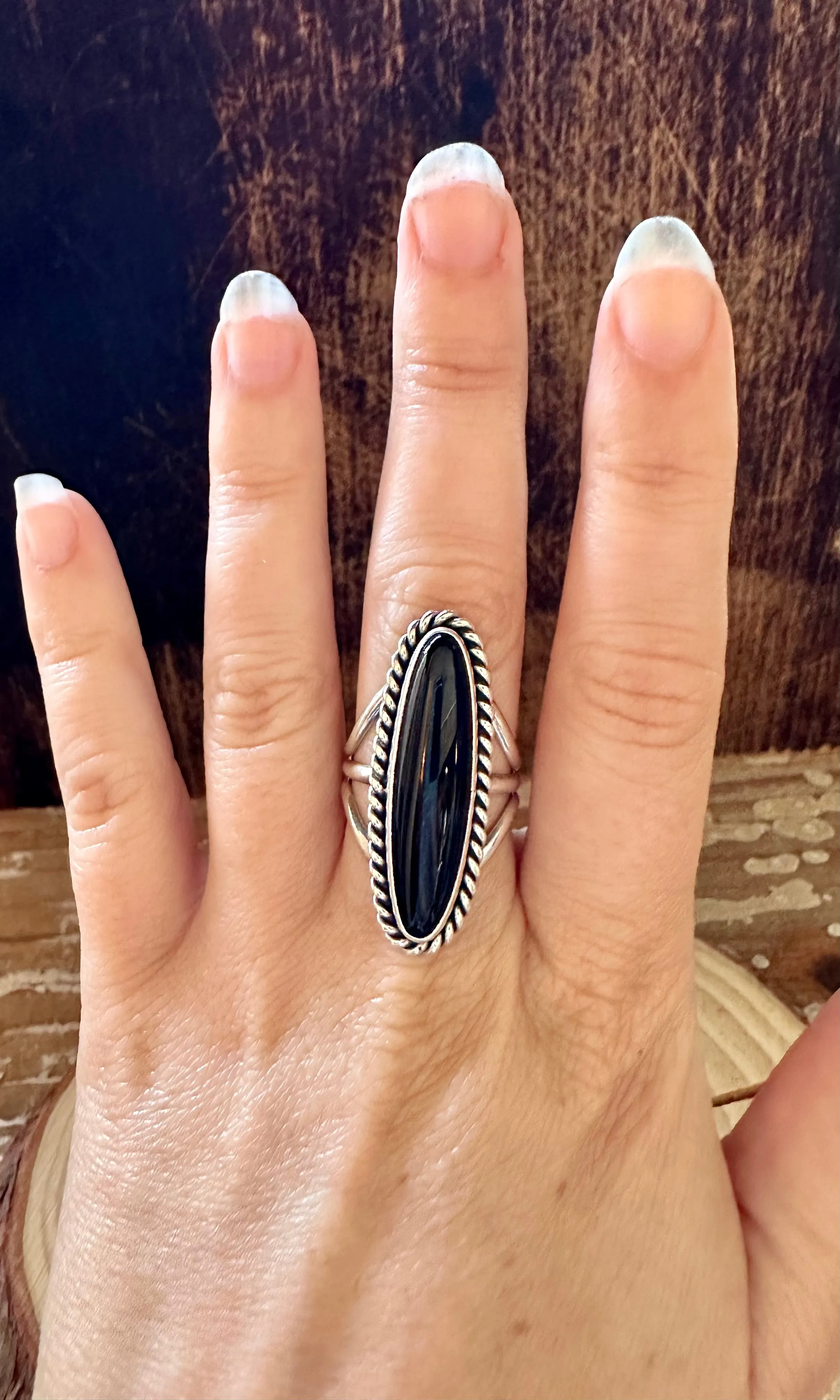 BLACK ONYX DROPLET Silver Ring • Size 7