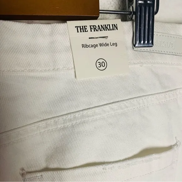 Blank NYC The Franklin in the Clouds Ribcage Wide Leg White Jeans Women’s 30 NEW