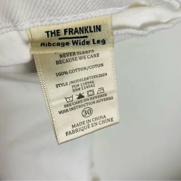 Blank NYC The Franklin in the Clouds Ribcage Wide Leg White Jeans Women’s 30 NEW