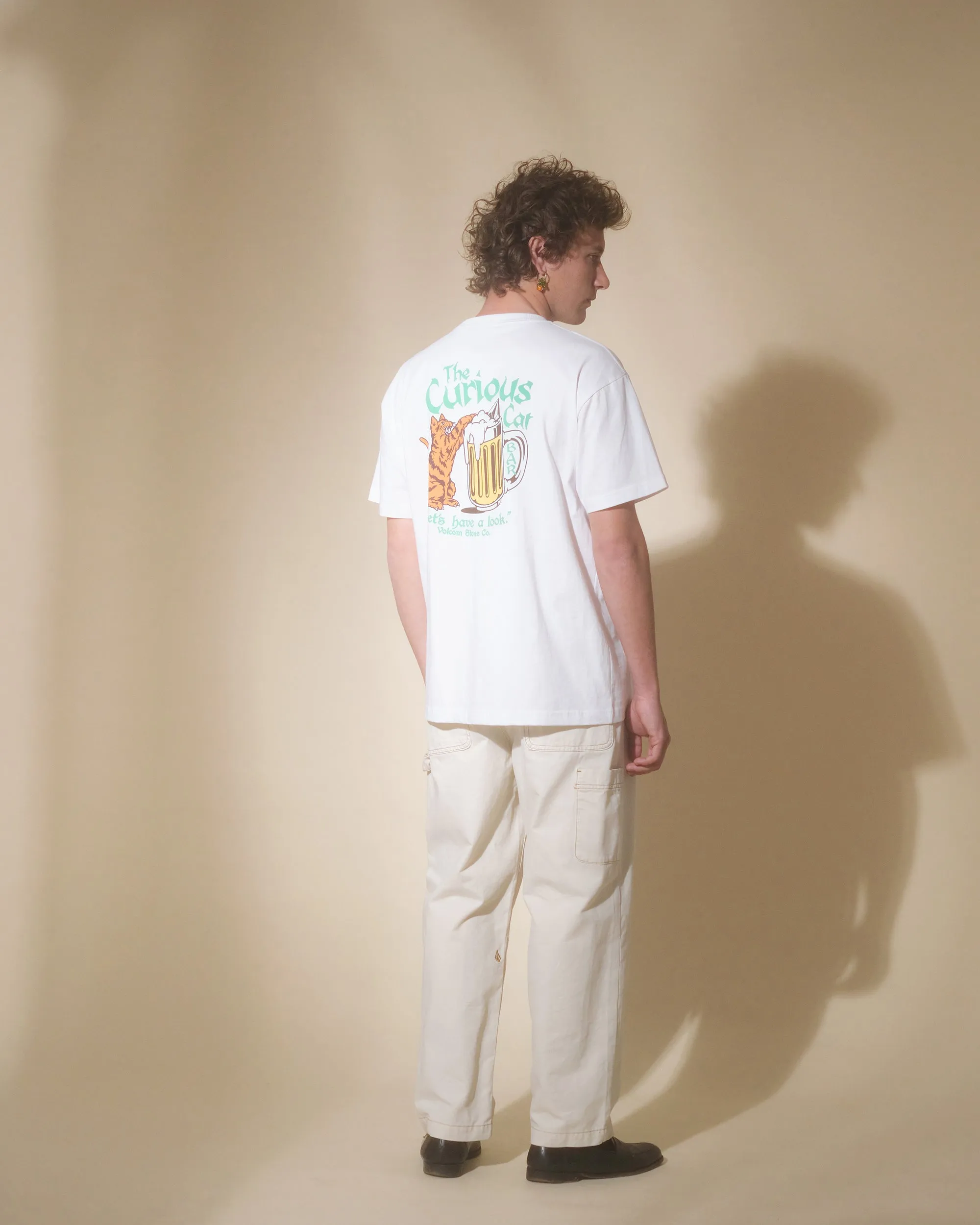 Curious Cat T-shirt - WHITE