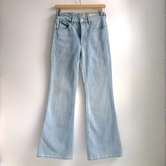 Everlane The High Rise Flare Regular Light Wash Denim Jeans in Fog Wash Size 25