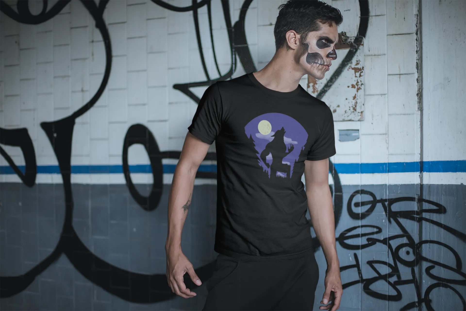 Full Moon: Werewolf | Halloween T-Shirt