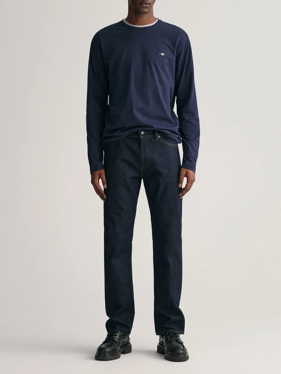 Gant Men Solid Regular Fit Jeans