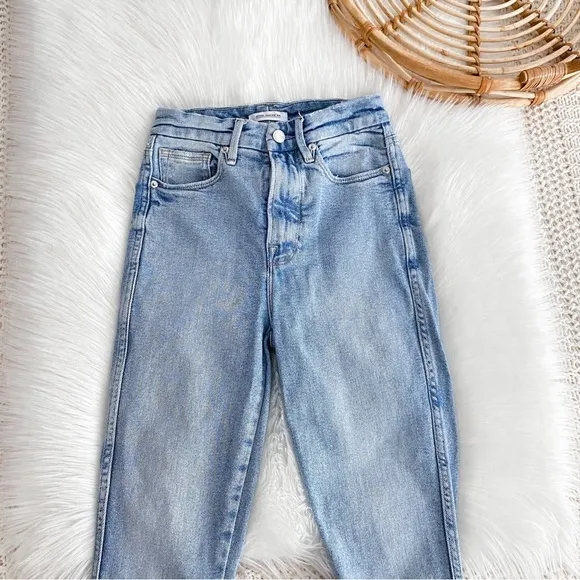 Good American Good Curve Crop Jeans Light Blue Raw Cut Hem High Rise 00/24