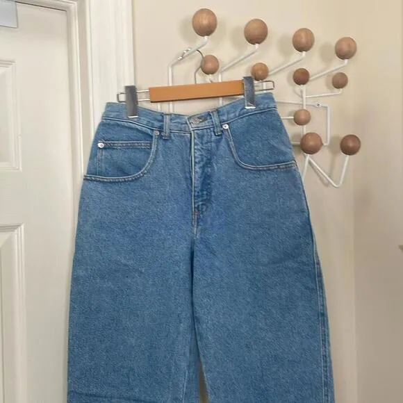 Guess - Vintage 90s High Waist Wide Legged Denim Jeans - Light wash - Size 27