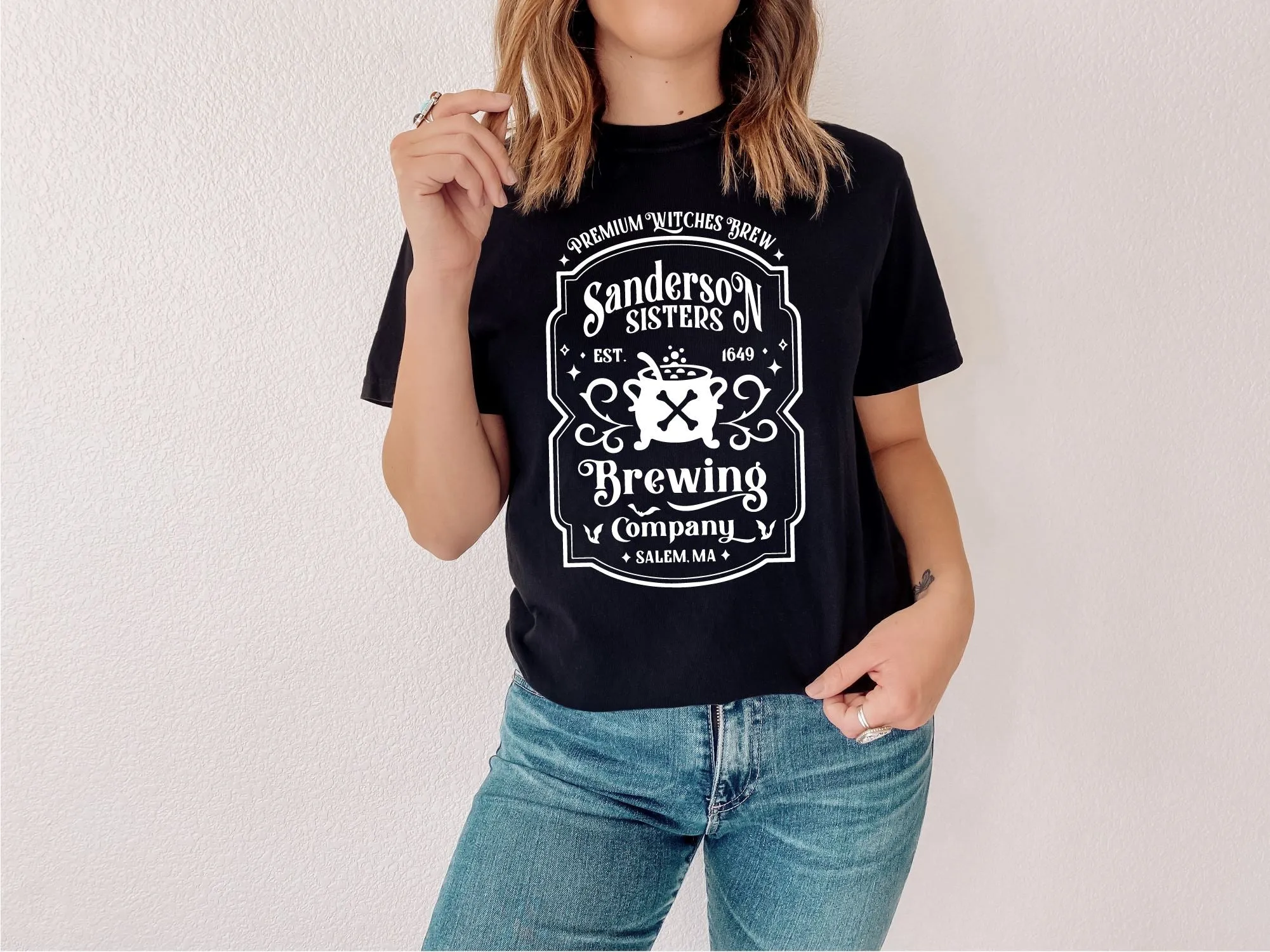 Halloween Hocus Pocus Sanderson Sisters T-shirts