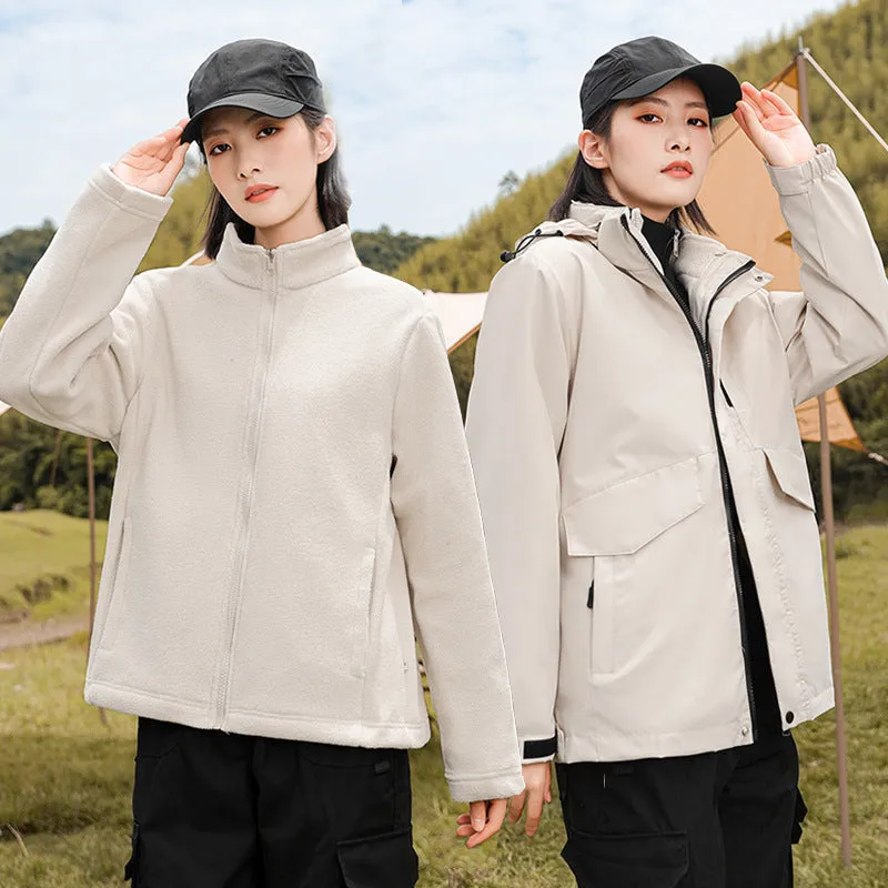 Insulated Cargo Puffer Jacket for Women with Relaxed-Fit Design