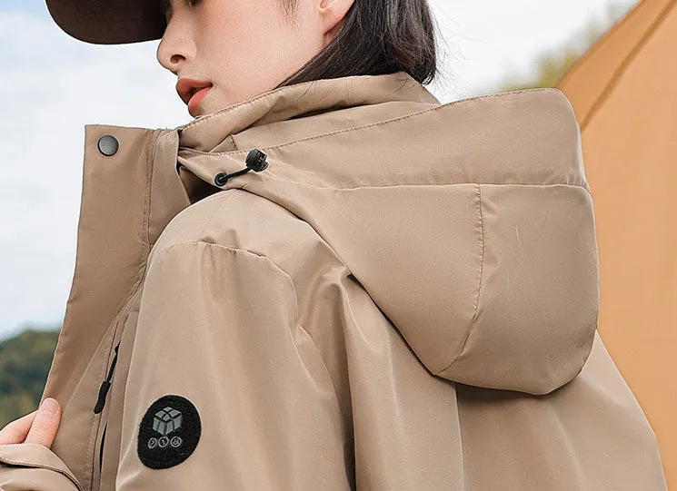 Insulated Cargo Puffer Jacket for Women with Relaxed-Fit Design
