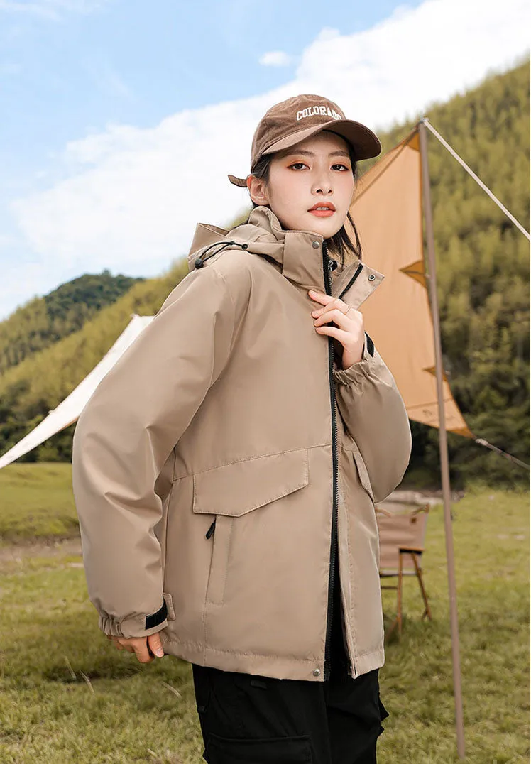 Insulated Cargo Puffer Jacket for Women with Relaxed-Fit Design