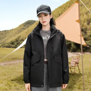 Insulated Cargo Puffer Jacket for Women with Relaxed-Fit Design