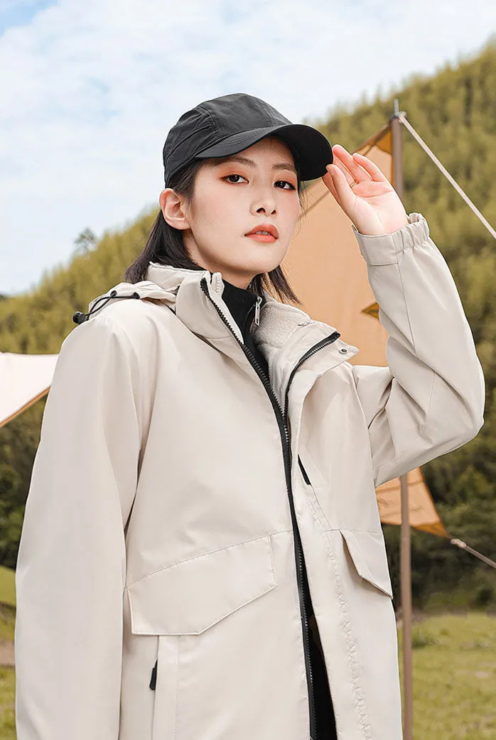 Insulated Cargo Puffer Jacket for Women with Relaxed-Fit Design