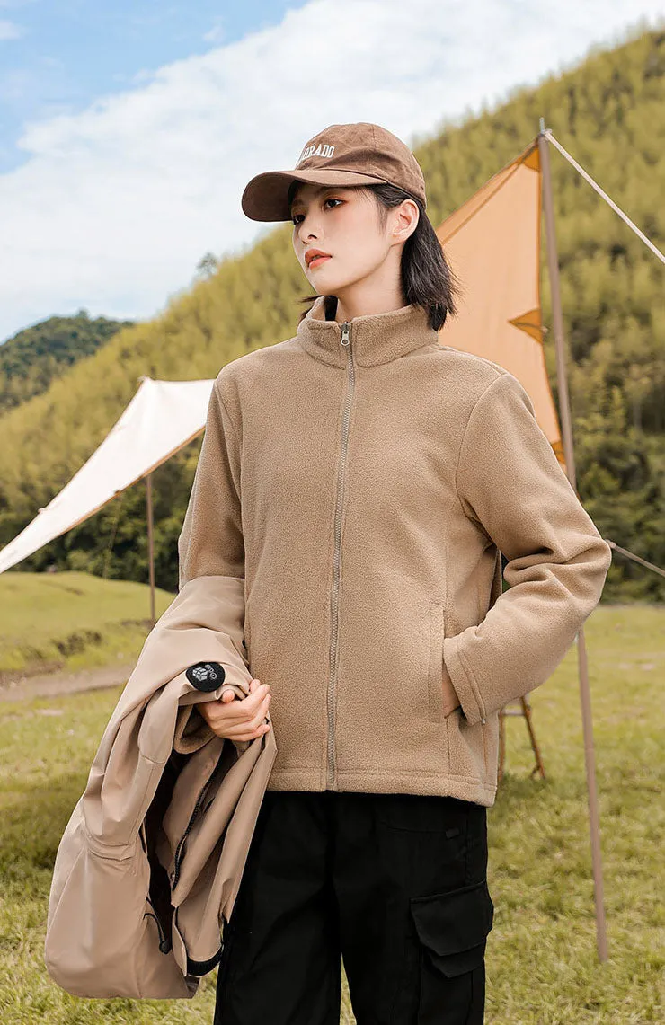 Insulated Cargo Puffer Jacket for Women with Relaxed-Fit Design