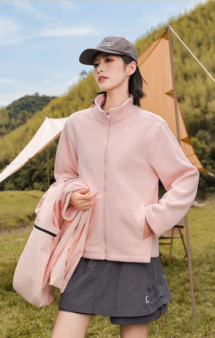 Insulated Cargo Puffer Jacket for Women with Relaxed-Fit Design