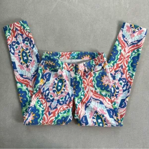 J. McLaughlin Slim Lexi Jeans. Size 0. Oahu print. Multicolor.