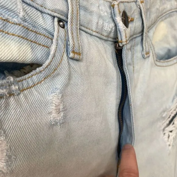 Joe's Jeans The Debbie High Rise Straight Ankle Jeans in Elkie Light Distressed