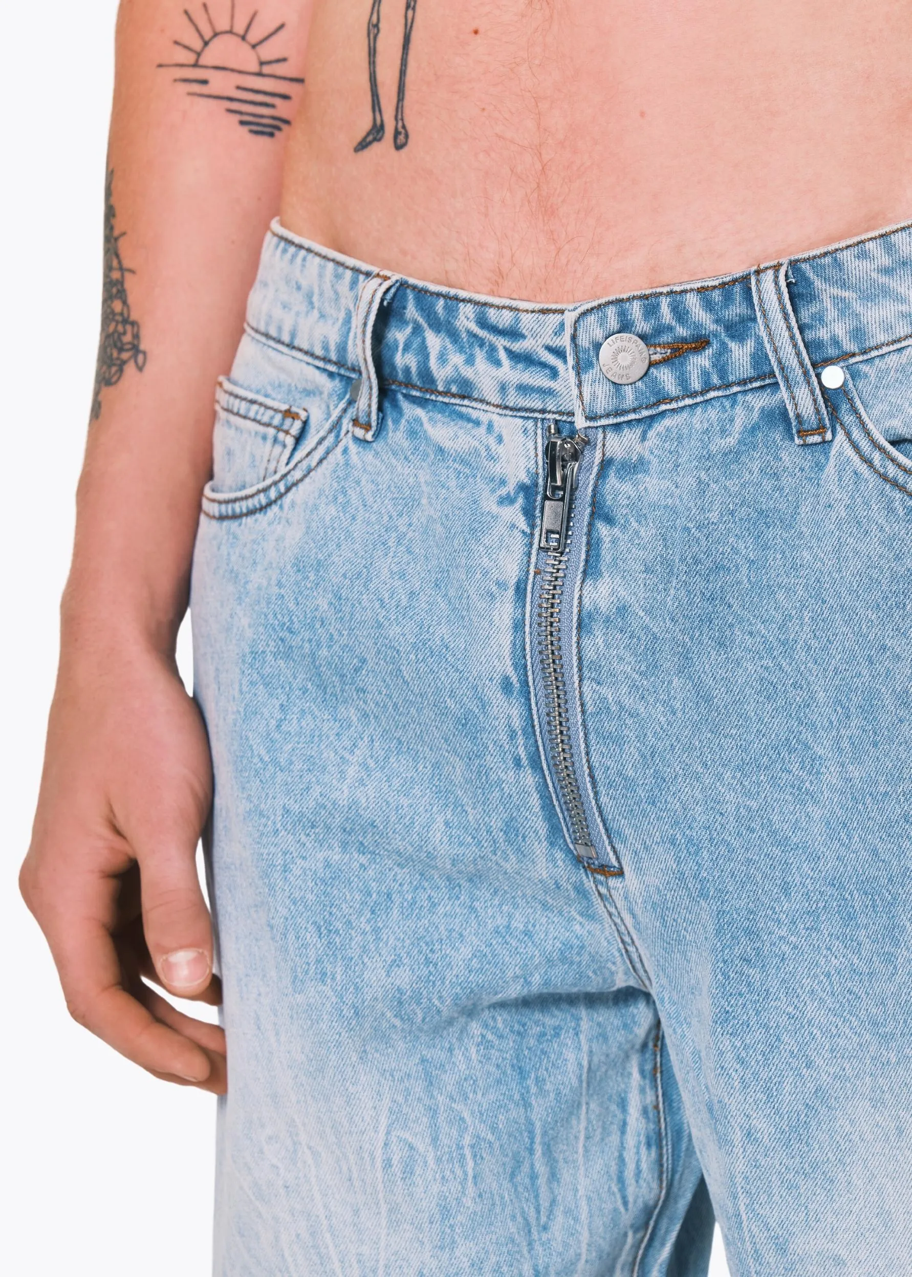 Light blue quickie jeans