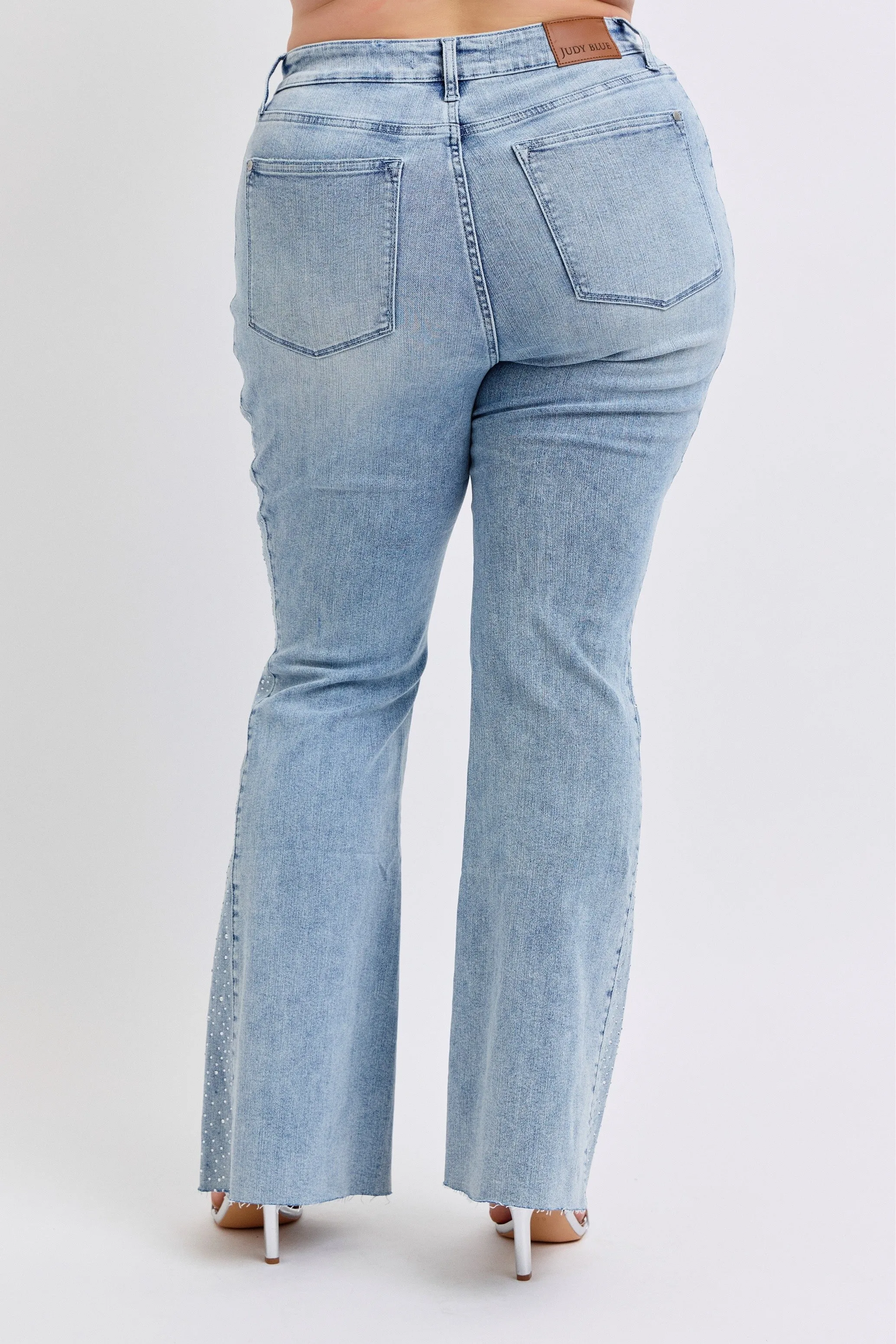 Light Mid Rise Rhinestone Side Panel Flare Judy Blue Jeans 2/11/25 9443