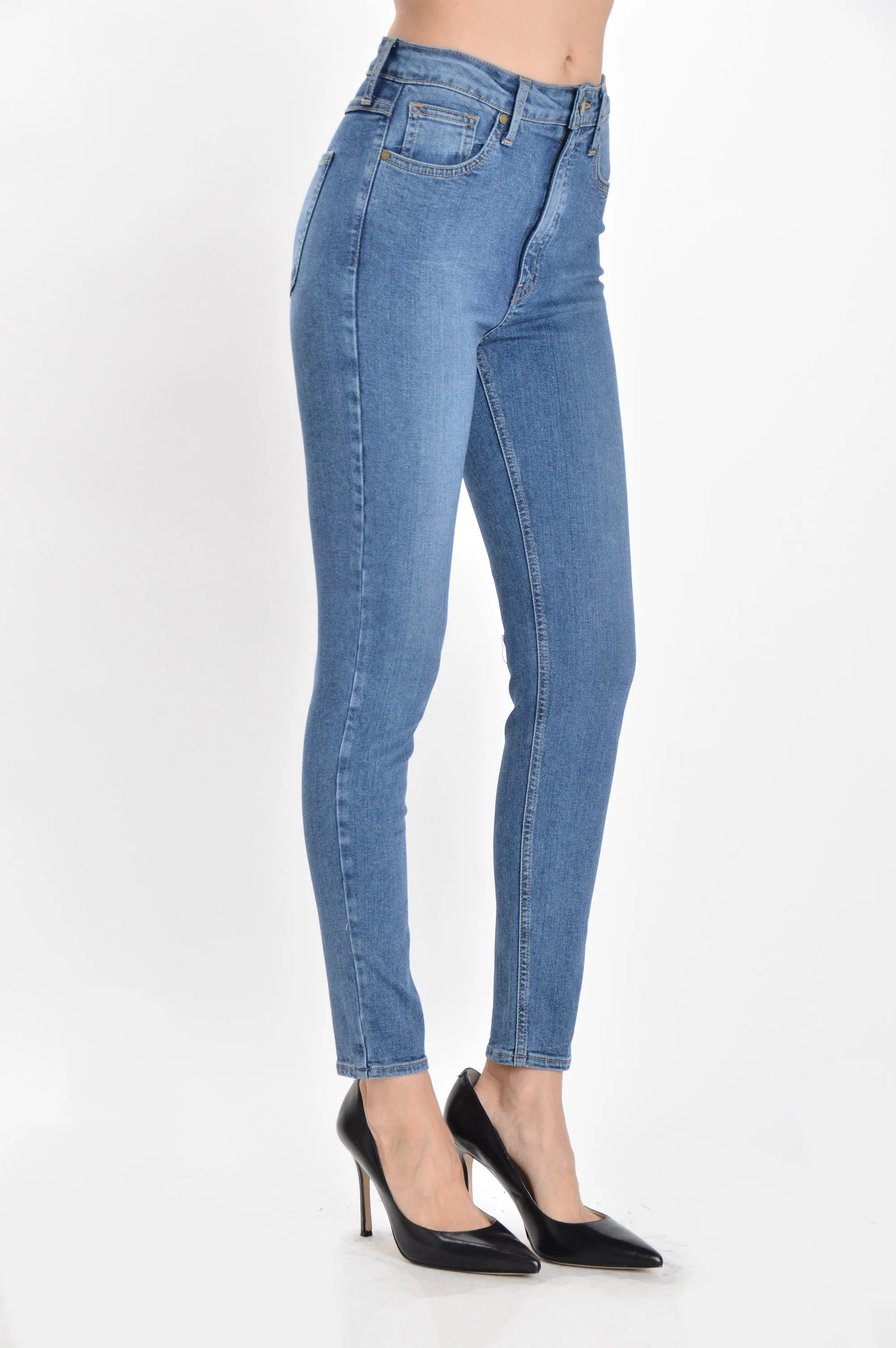 Light Wash Butter Jeans