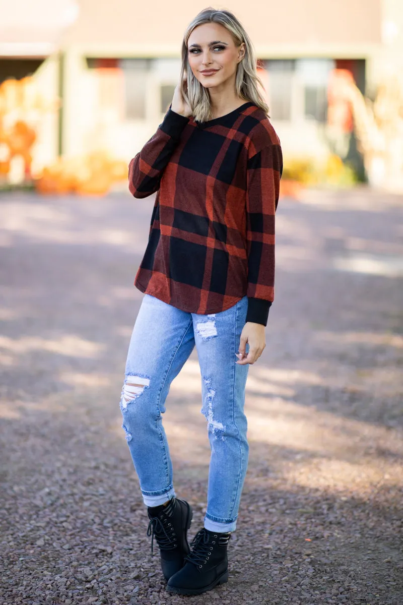 Light Wash Convertible Cuff Mom Jeans
