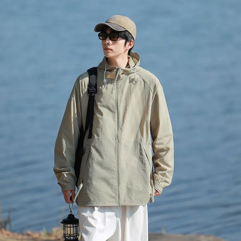 Lightweight Solid Relaxed-fit Windbreaker for Outdoor Adventures