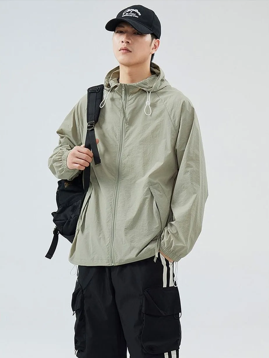 Lightweight Solid Relaxed-fit Windbreaker for Outdoor Adventures