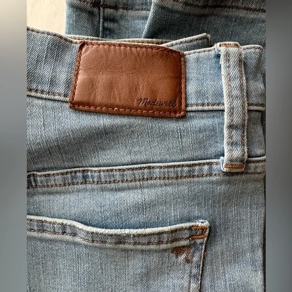 MADEWELL Woman's Light Wash Button Fly High Rise Skinny Jeans, Size 28