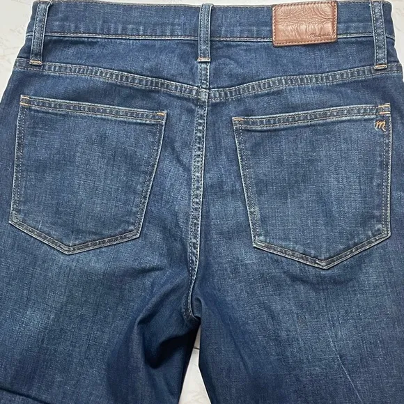 Madewell women’s The Slim Boyjean dark wash jeans, size 26
