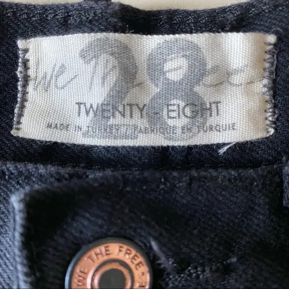 NEW Free People Stove Pipe High-Rise Black Jeans