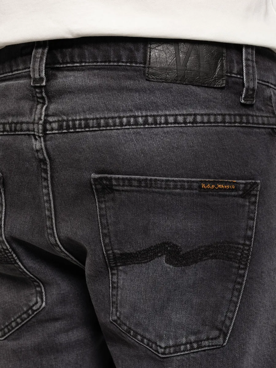 【Nudie Jeans】合身小直筒 灰黑微刷／Grim Tim Dark Cove