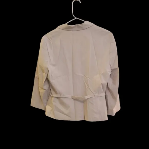 NWOT Ann Taylor Stretch Feminine Blazer