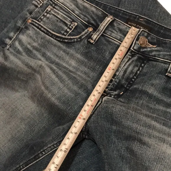 NWOT SILVER JEANS ELYSE SLIM BOOT 28 x 31