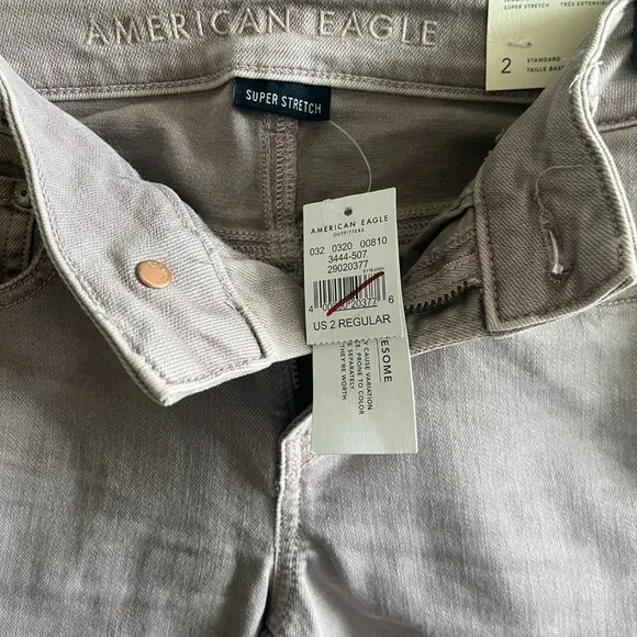 NWT American Eagle Women's Super Stretch Light Pink Jeggings Denim Size 2