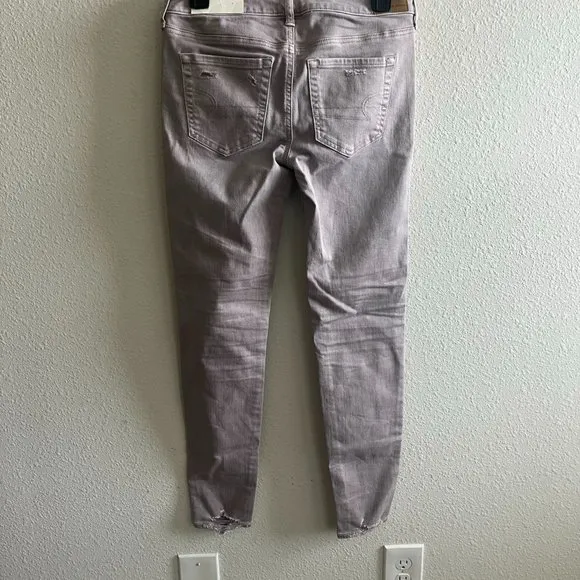 NWT American Eagle Women's Super Stretch Light Pink Jeggings Denim Size 2
