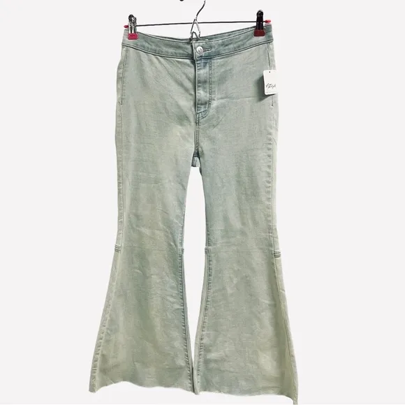 NWT Free People Youthquake Cropped Flare Jeans in Bleach Out Blue Size 32(14)