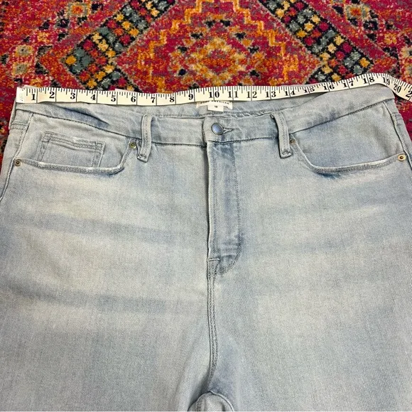 NWT Good American Good Legs Skinny Cigarette - Size 18