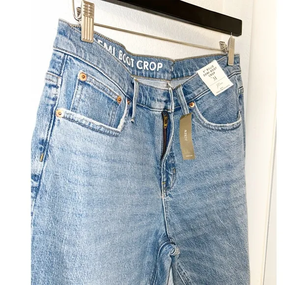 NWT J. CREW PLUS Billie Crop Demi Boot cut jeans Medium Wash SZ: 31 (14)