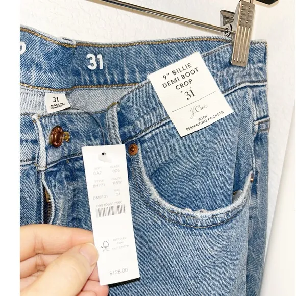 NWT J. CREW PLUS Billie Crop Demi Boot cut jeans Medium Wash SZ: 31 (14)
