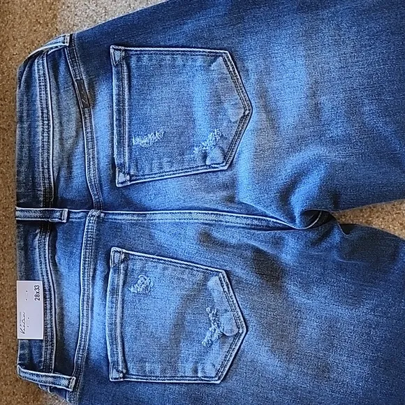 NWT KanCan High Rise Split Leg Flare Jeans Size 28 x 33L