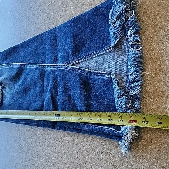 NWT KanCan High Rise Split Leg Flare Jeans Size 28 x 33L