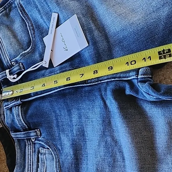 NWT KanCan High Rise Split Leg Flare Jeans Size 28 x 33L
