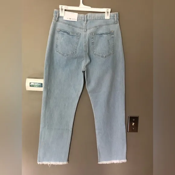 NWT LOFT High Waist Straight Crop Frayed Jeans Size 6