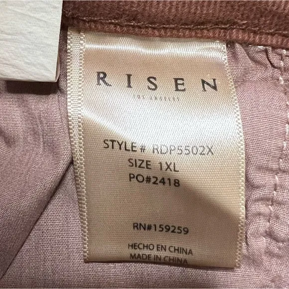 NWT Risen Espresso High Rise, Wide Leg Cargo Jeans Size 1XL/16W