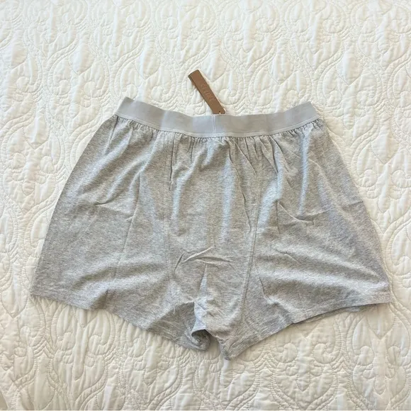 NWT Skims Boyfriend Loose Boxer